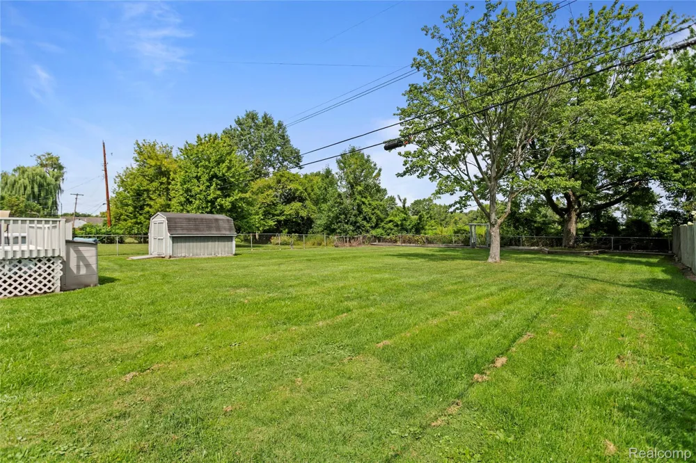 27311 Wyly Street Chesterfield Township, MI 48047