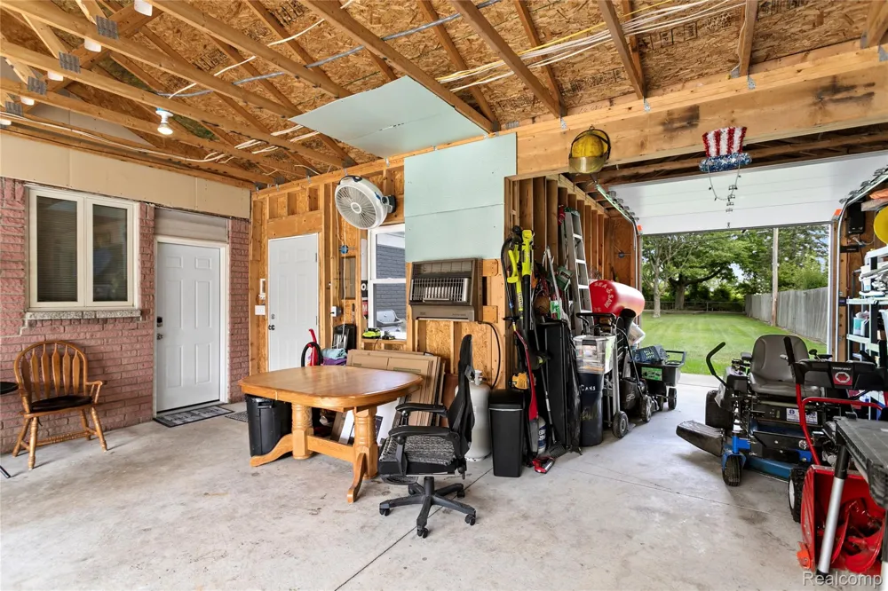 27311 Wyly Street Chesterfield Township, MI 48047