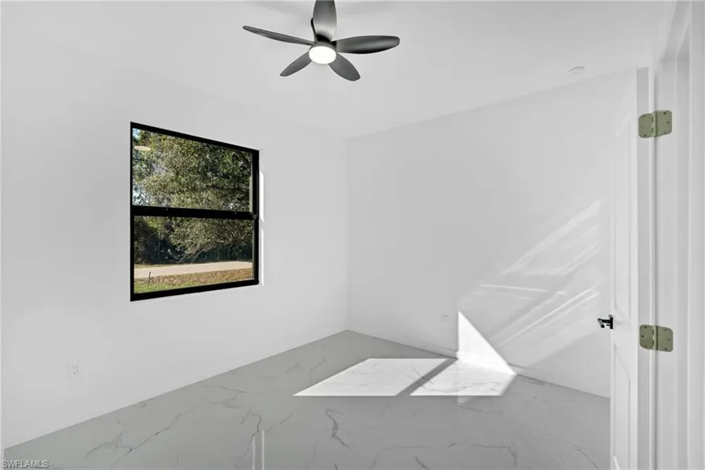 2909 9th Street W Lehigh Acres, FL 33971
