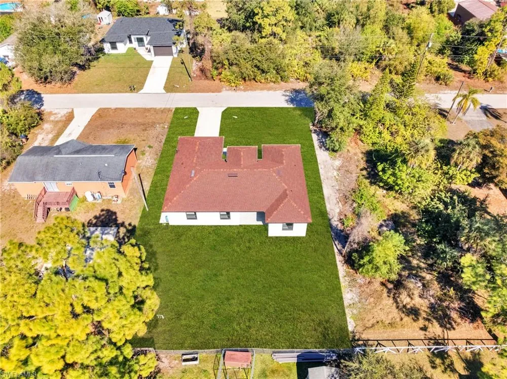 2909 9th Street W Lehigh Acres, FL 33971