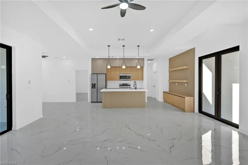 2909 9th Street W Lehigh Acres, FL 33971