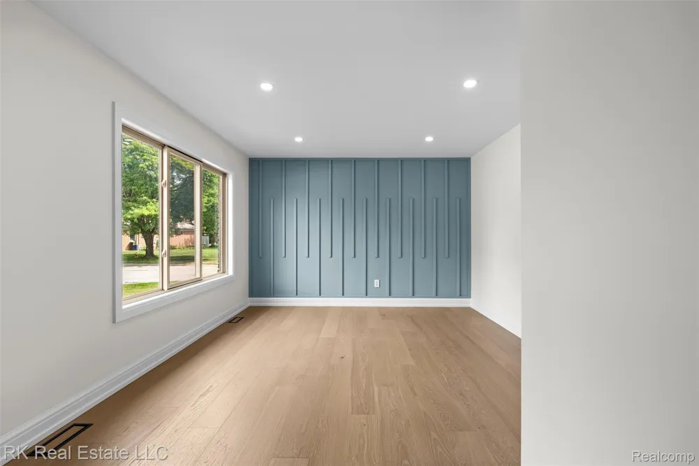 31690 Joann Drive Chesterfield Township, MI 48047