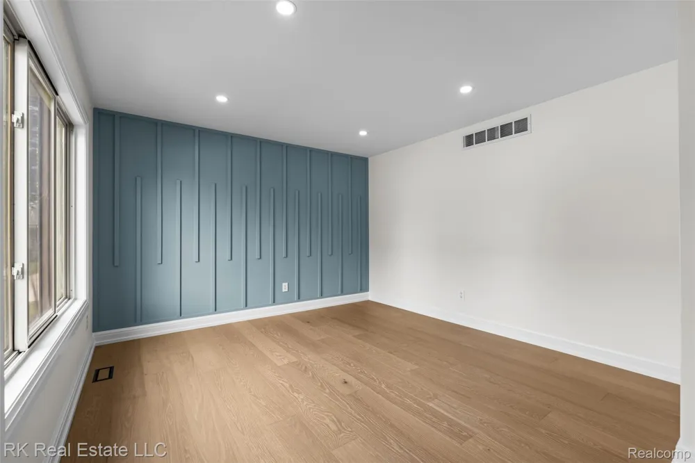 31690 Joann Drive Chesterfield Township, MI 48047