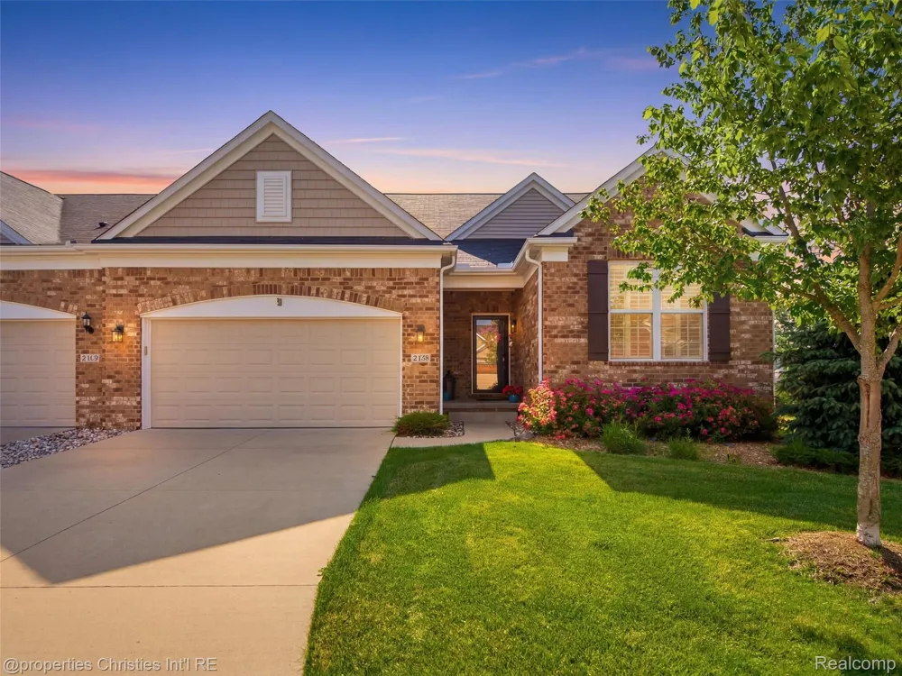 2290 Monte Vista Court Orion Charter Township, MI 48360