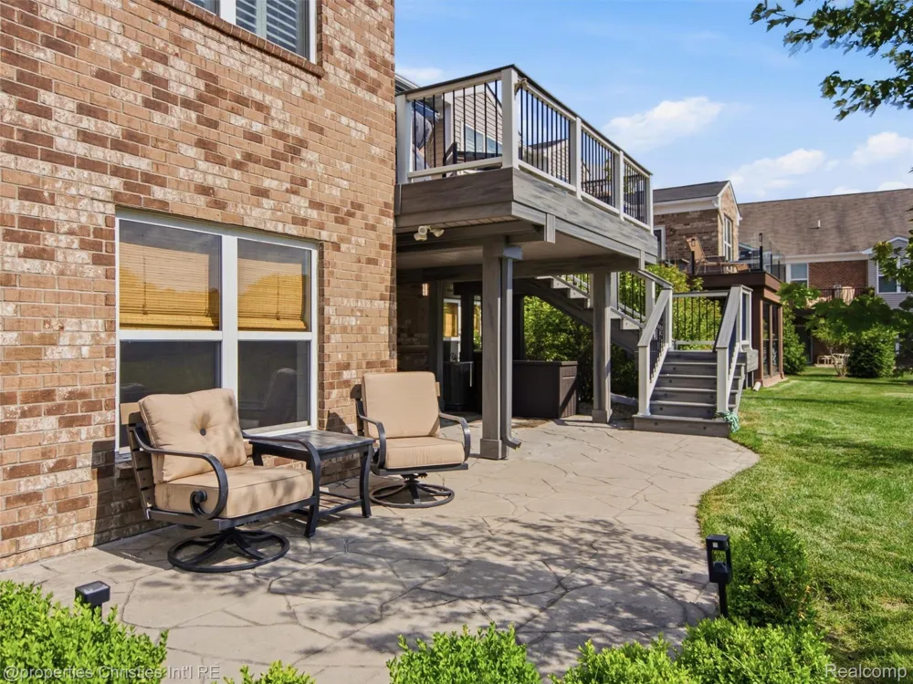 2290 Monte Vista Court Orion Charter Township, MI 48360