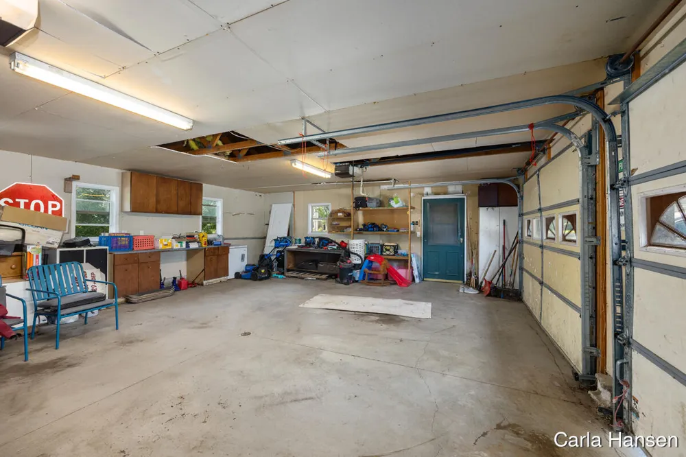 305 Crescent Street Watervliet City, MI 49098