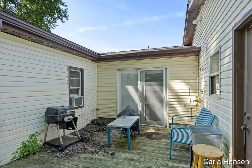 305 Crescent Street Watervliet City, MI 49098