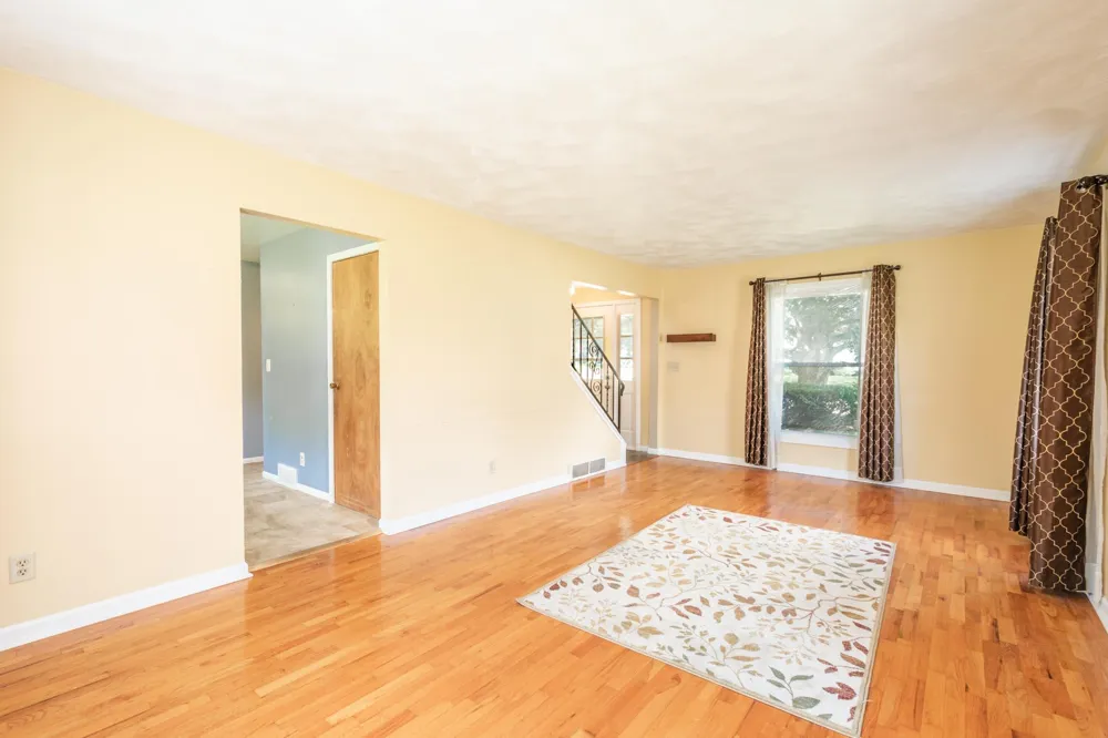 102 Lincolnwood Drive Battle Creek City, MI 49015