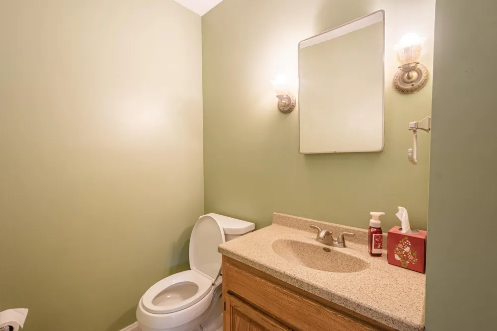 102 Lincolnwood Drive Battle Creek City, MI 49015