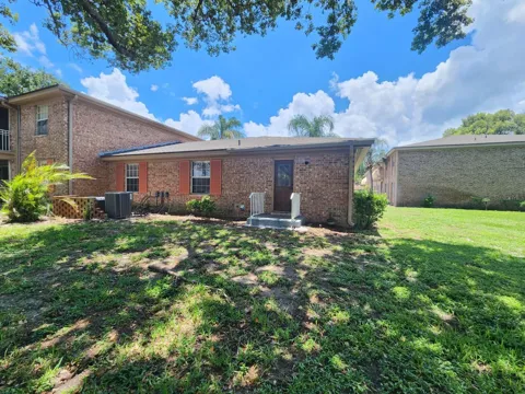 416 BANYON TREE CIRCLE #108