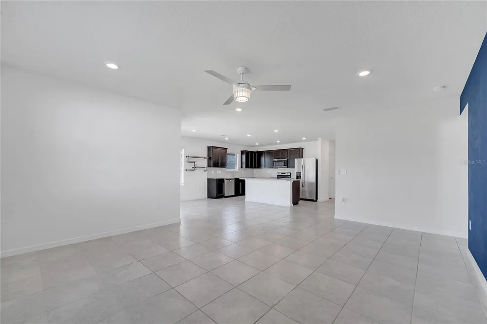 309 CITRUS ISLE LOOP Davenport, FL 33837