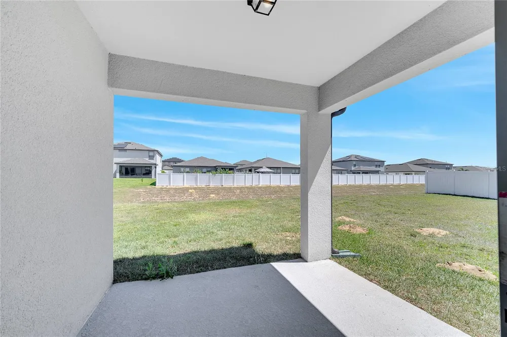 309 CITRUS ISLE LOOP Davenport, FL 33837