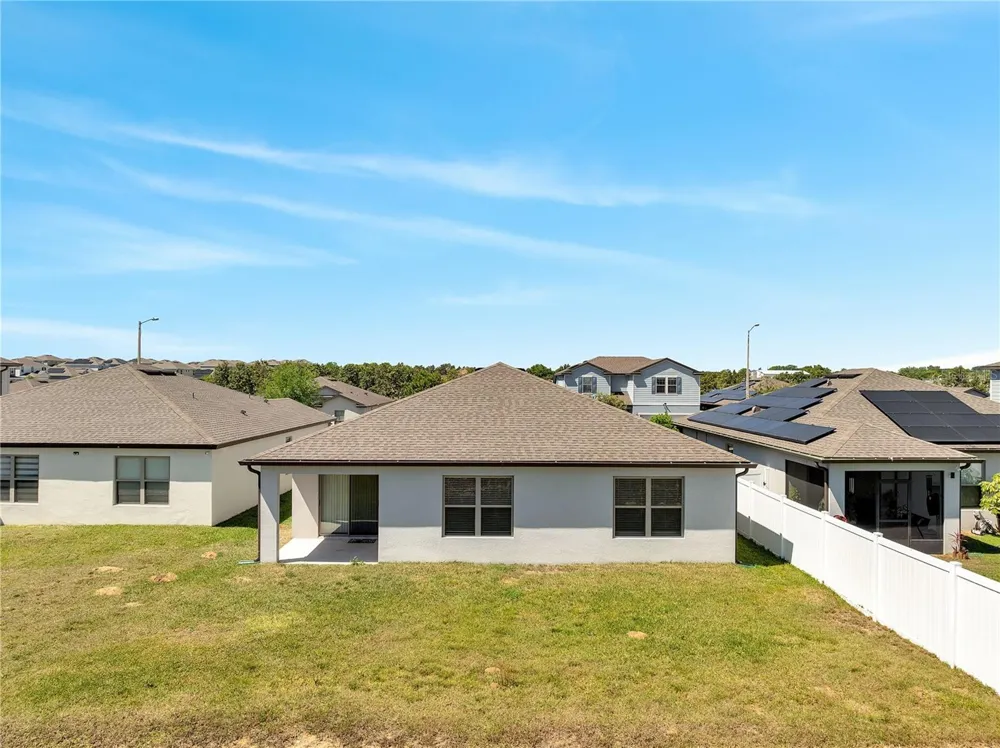309 CITRUS ISLE LOOP Davenport, FL 33837
