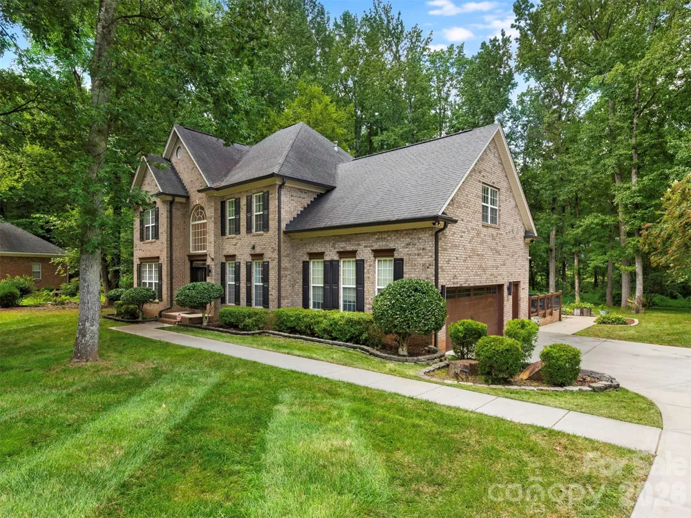 5600 Crown Hill Drive Mint Hill, NC 28227