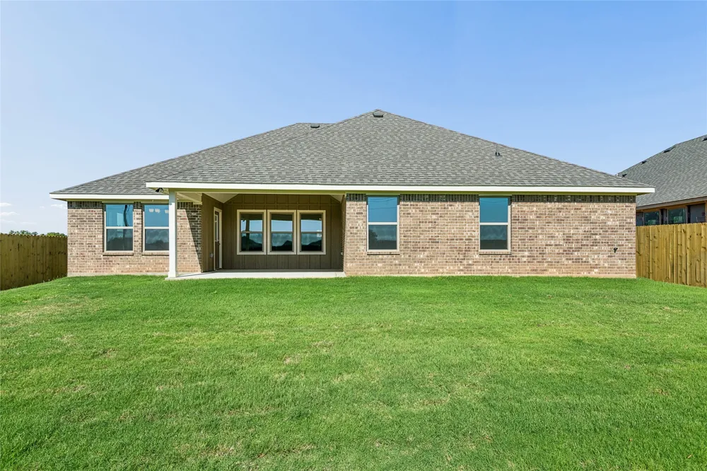 128 Joel Street Springtown, TX 76082