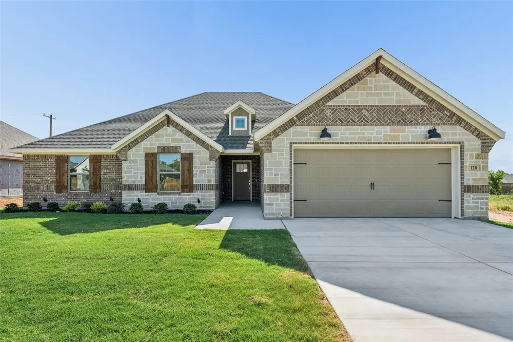 128 Joel Street Springtown, TX 76082
