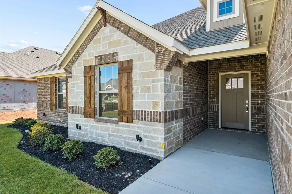 128 Joel Street Springtown, TX 76082