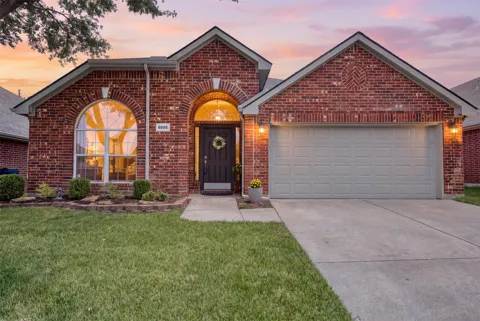 6880 Longhorn Trail