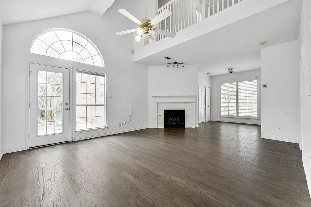 1372 Mae Drive Carrollton, TX 75007