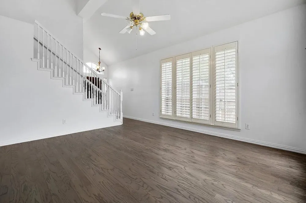 1372 Mae Drive Carrollton, TX 75007