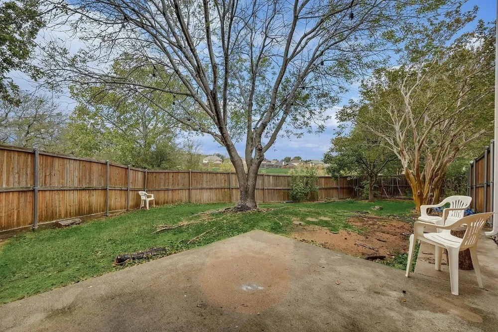 1372 Mae Drive Carrollton, TX 75007