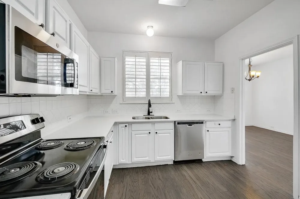 1372 Mae Drive Carrollton, TX 75007