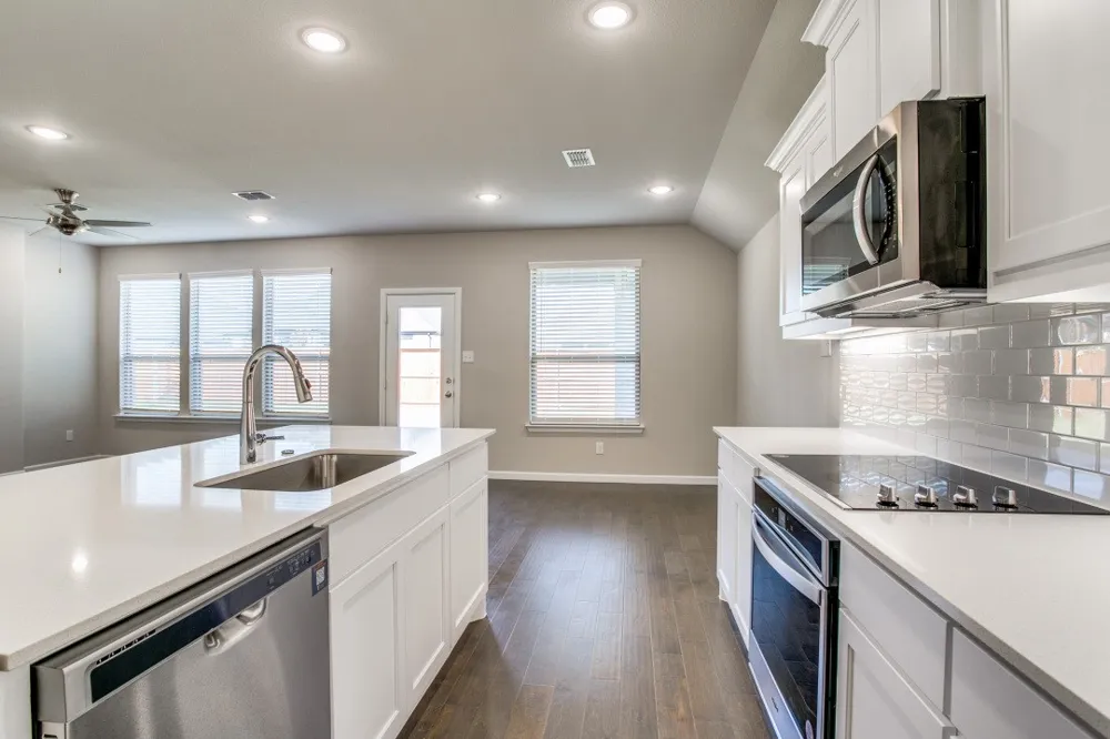 313 Ember Circle Waxahachie, TX 75165