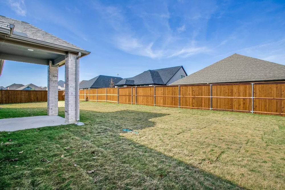 313 Ember Circle Waxahachie, TX 75165
