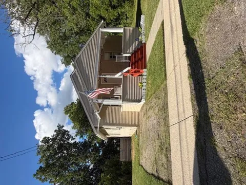 449 Midway Avenue