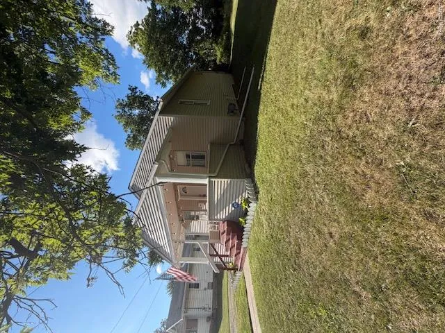 449 Midway Avenue Pontiac City, MI 48341