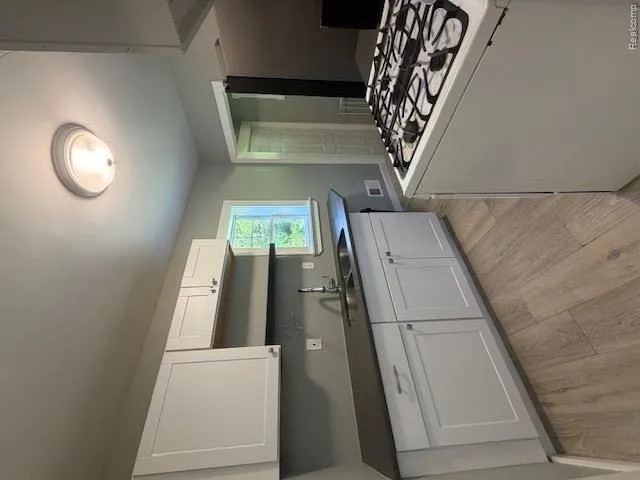 449 Midway Avenue Pontiac City, MI 48341