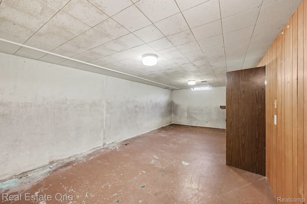 6639 Tamerlane Drive West Bloomfield Charter Township, MI 48322