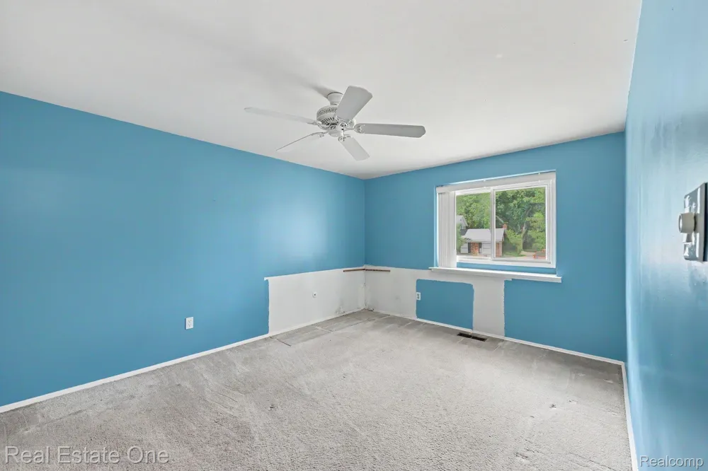 6639 Tamerlane Drive West Bloomfield Charter Township, MI 48322