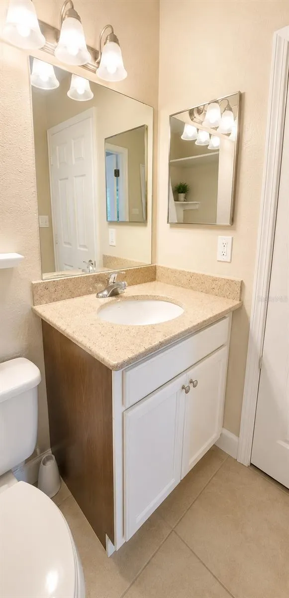 4033 CROCKERS LAKE BOULEVARD #1923 Sarasota, FL 34238
