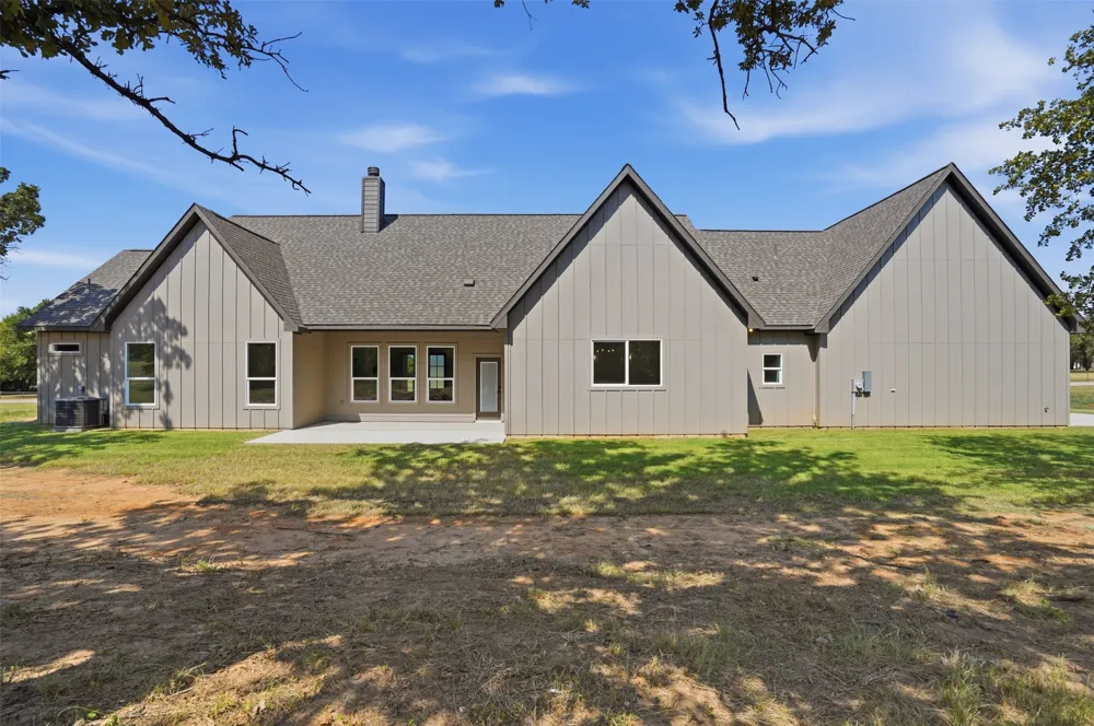 104 Springhill Court Springtown, TX 76082