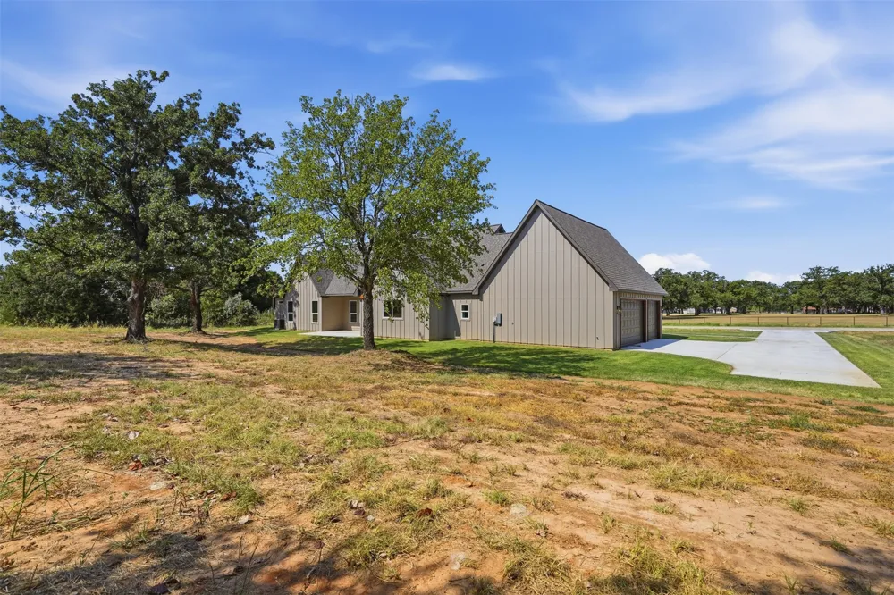 104 Springhill Court Springtown, TX 76082