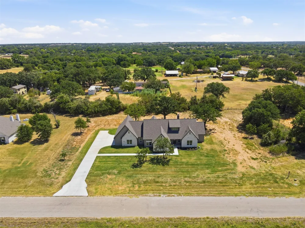 104 Springhill Court Springtown, TX 76082