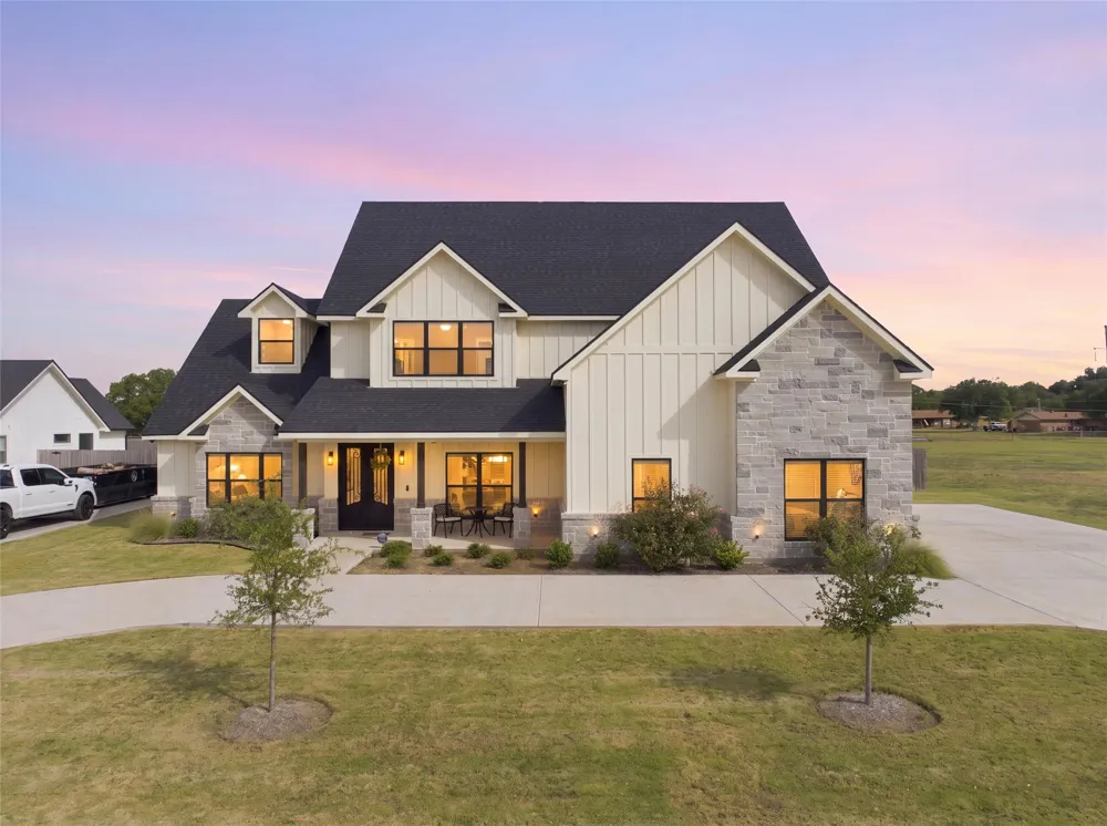 120 Big Catch Lane Robinson, TX 76706