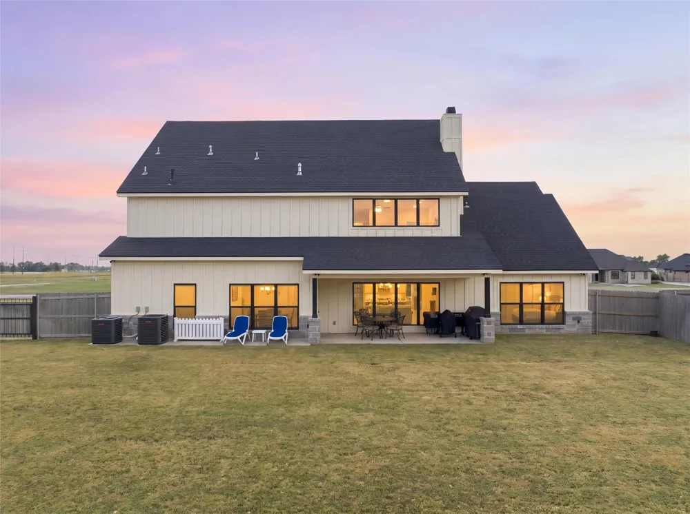 120 Big Catch Lane Robinson, TX 76706