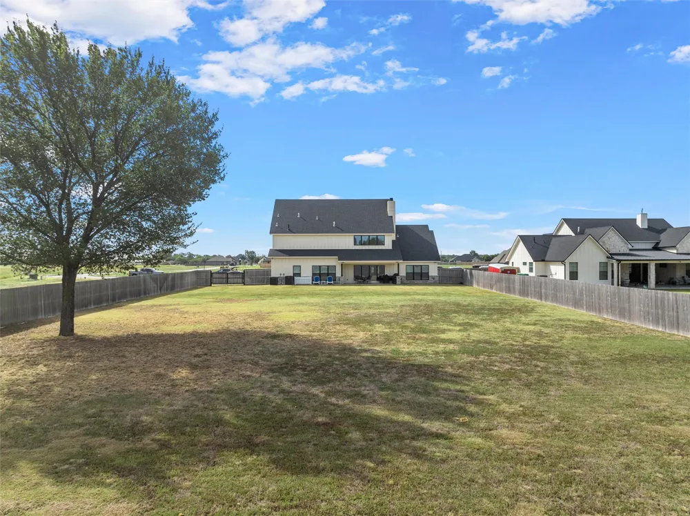 120 Big Catch Lane Robinson, TX 76706