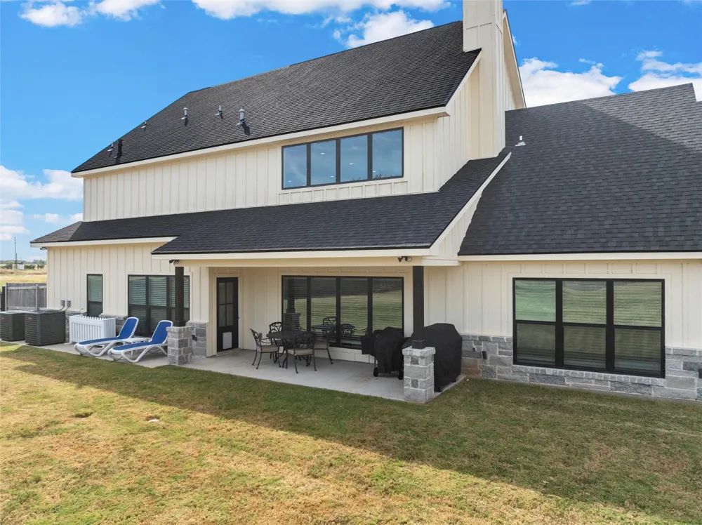 120 Big Catch Lane Robinson, TX 76706
