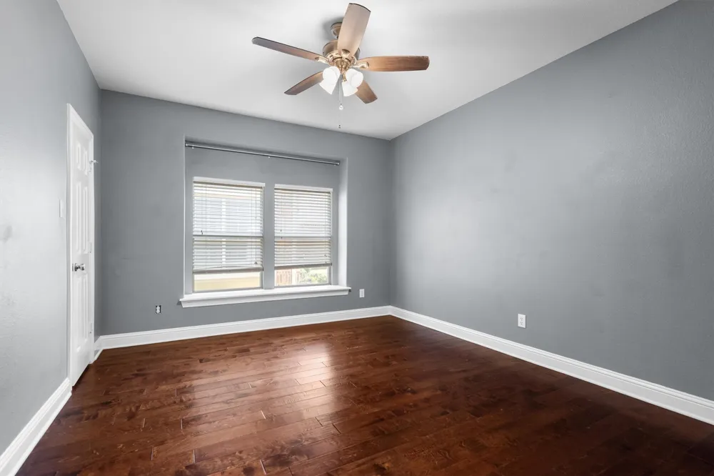 8381 Fullerton Street Lantana, TX 76226