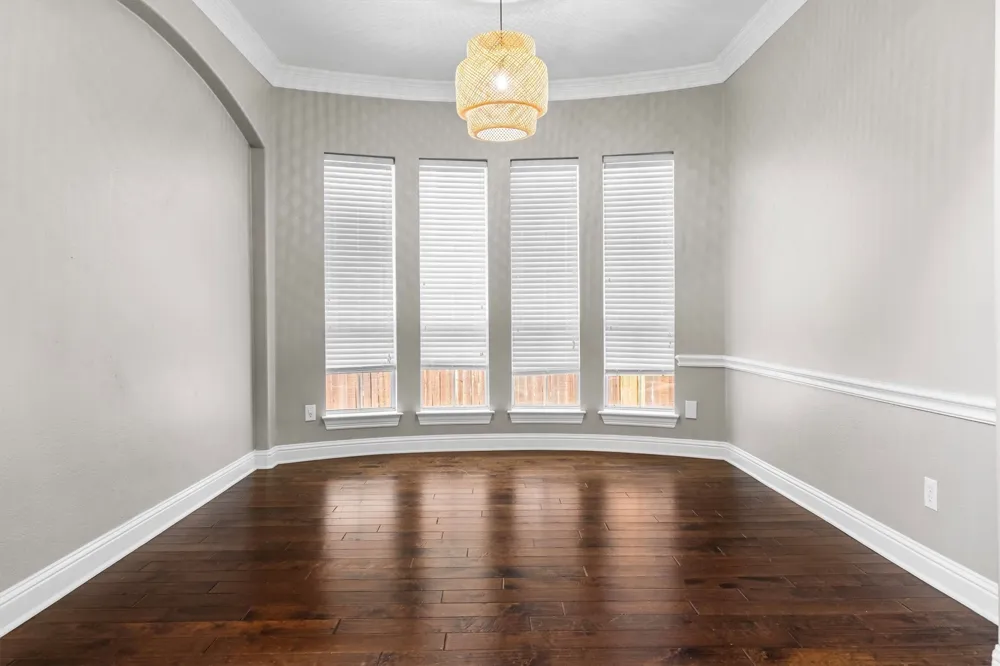 8381 Fullerton Street Lantana, TX 76226