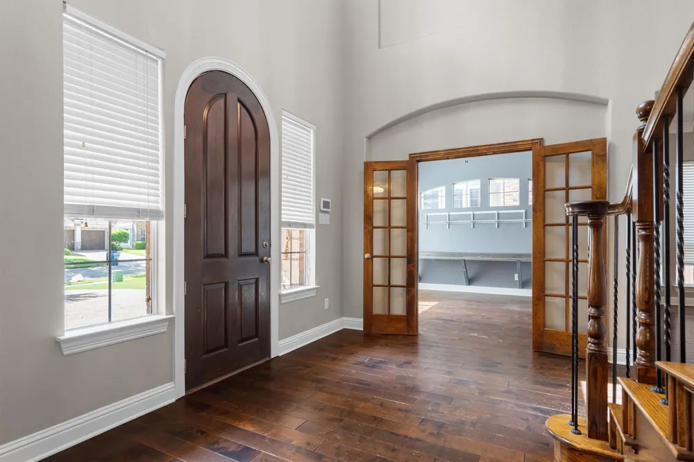 8381 Fullerton Street Lantana, TX 76226