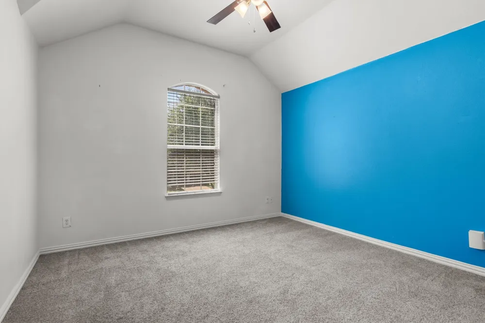 8381 Fullerton Street Lantana, TX 76226