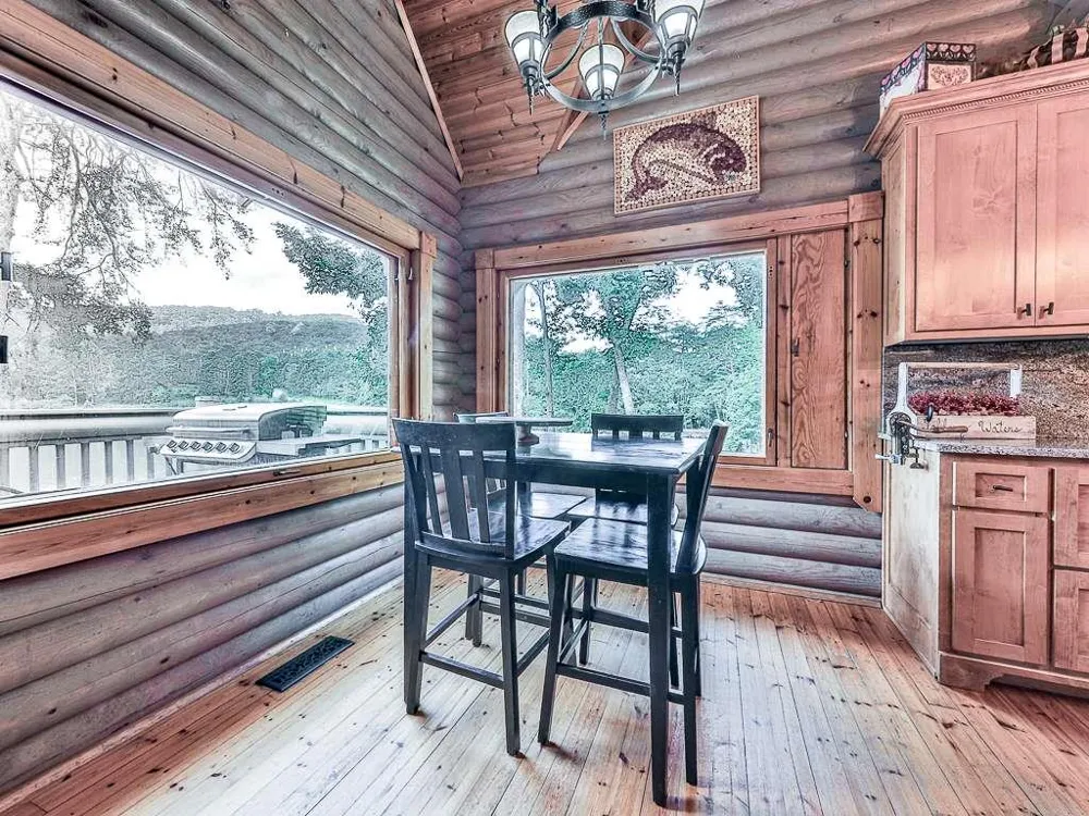 201 Mountainside Parkway Ellijay, GA 30536