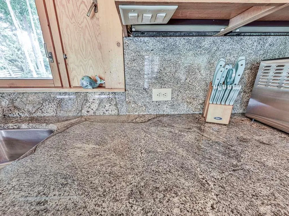 201 Mountainside Parkway Ellijay, GA 30536