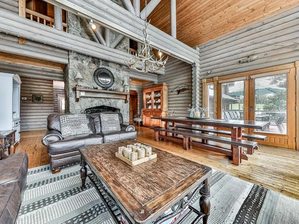 201 Mountainside Parkway Ellijay, GA 30536