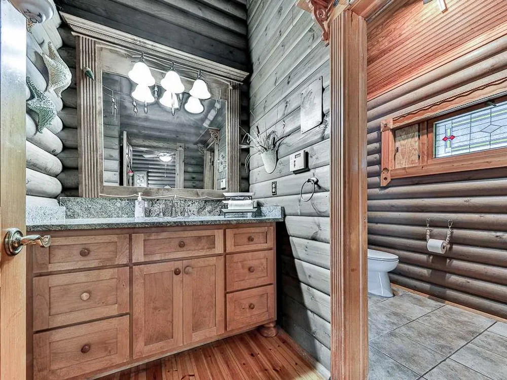 201 Mountainside Parkway Ellijay, GA 30536