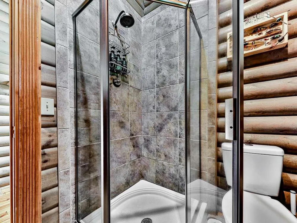 201 Mountainside Parkway Ellijay, GA 30536